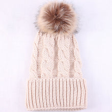 Load image into Gallery viewer, wholesale women Faux fur pompom hat Knitted beanie with fur pom