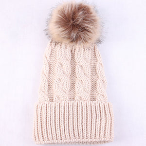wholesale women Faux fur pompom hat Knitted beanie with fur pom
